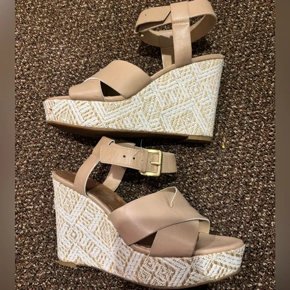 Beige Wedges - Picture 2 of 3